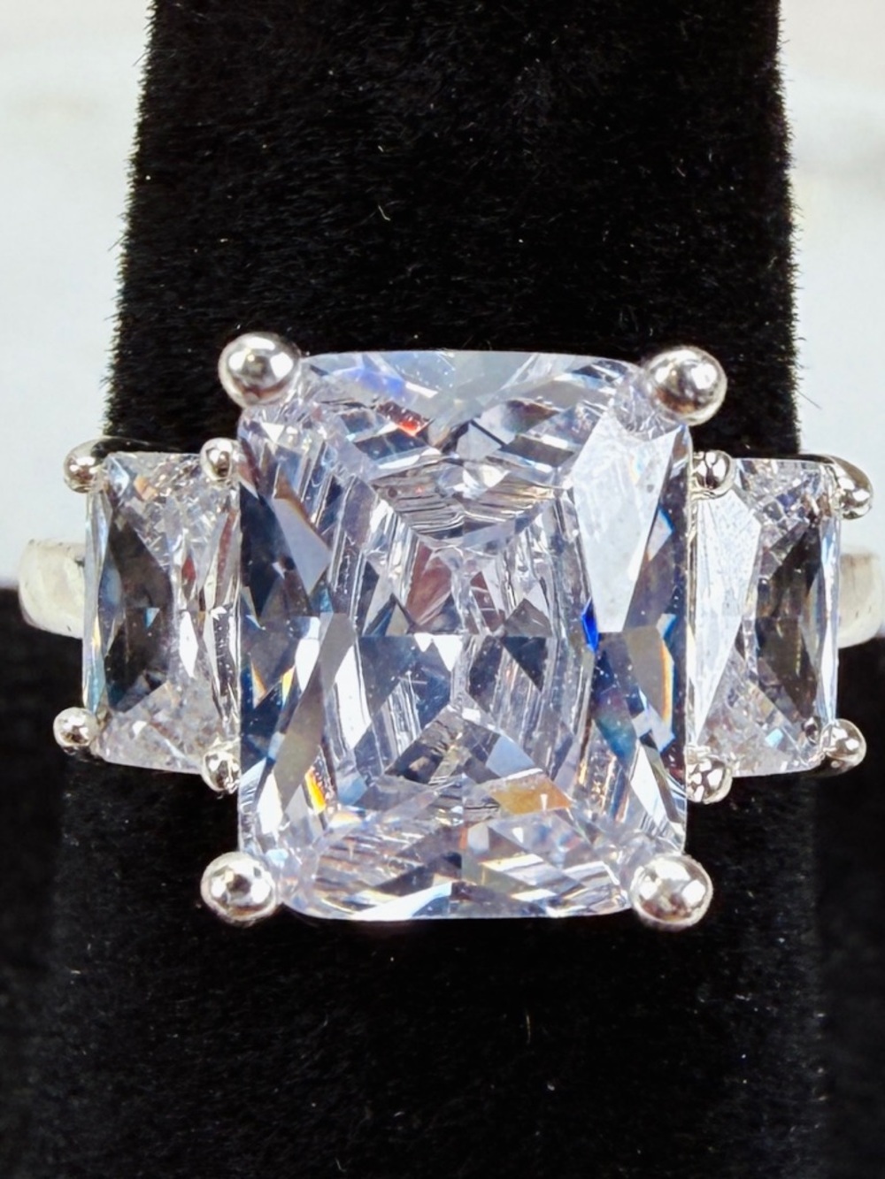 Elegant Silvertone Bling Wedding Ring size 4 3/4 View 3